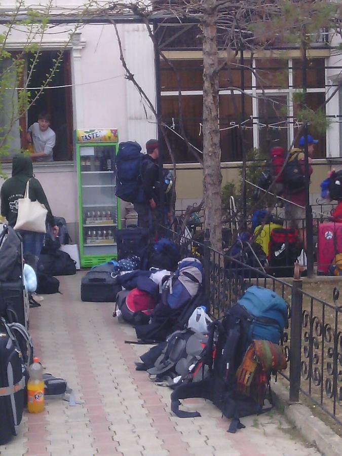 Hostel Shymhostle Szymkent Zewnętrze zdjęcie