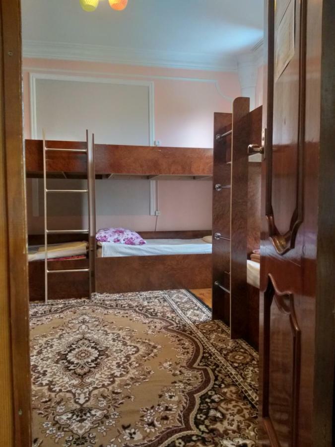 Hostel Shymhostle Szymkent Zewnętrze zdjęcie